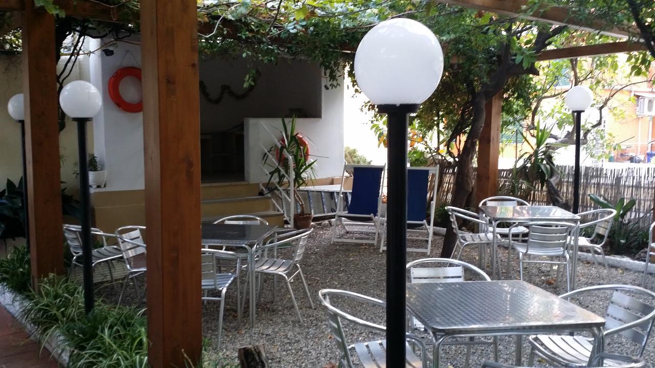 אלסיו Hotel San Giorgio מראה חיצוני תמונה