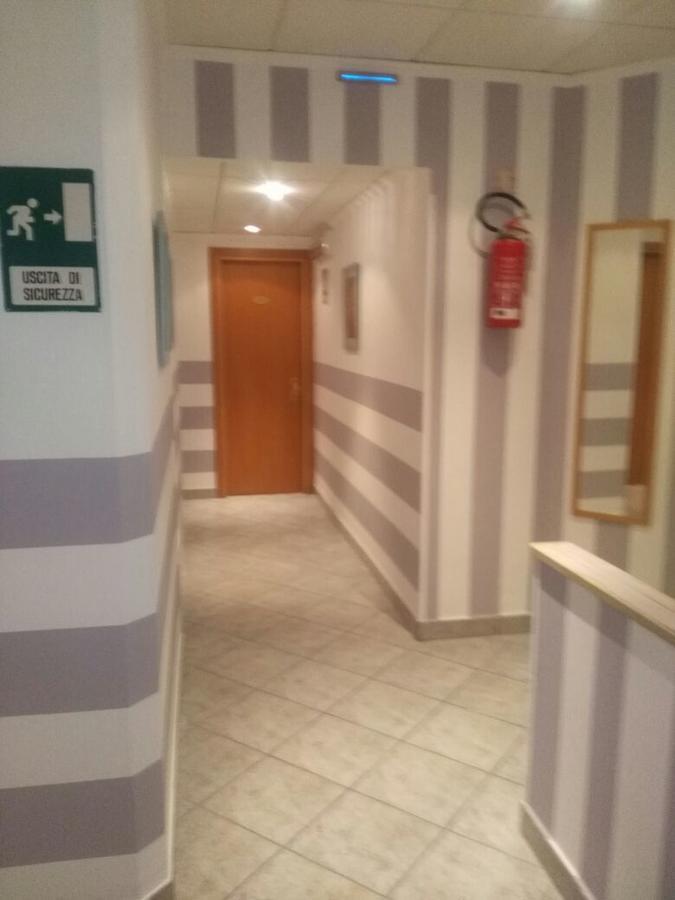 אלסיו Hotel San Giorgio מראה חיצוני תמונה