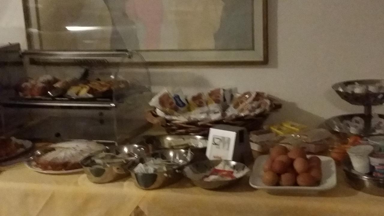 אלסיו Hotel San Giorgio מראה חיצוני תמונה